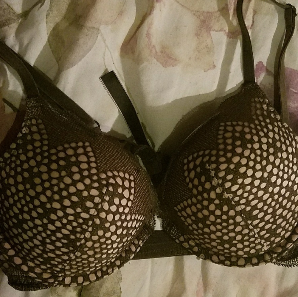 Victoria Secrets Bombshell plunge bra